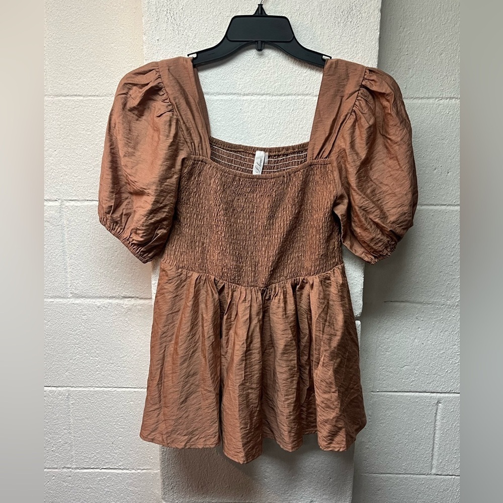 Love Women's Copper Puff Sleeve Blouse. Small